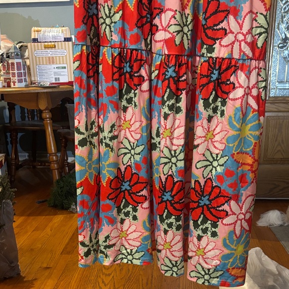 NWOT-Vibrant Floral Maxi Dress - Multicolor - Picture 8 of 12